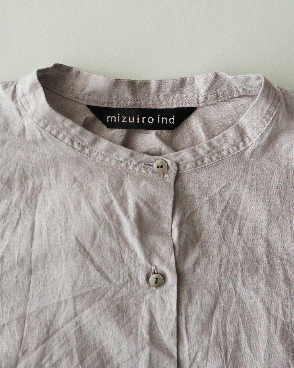 back gather wide shirt 1-238975