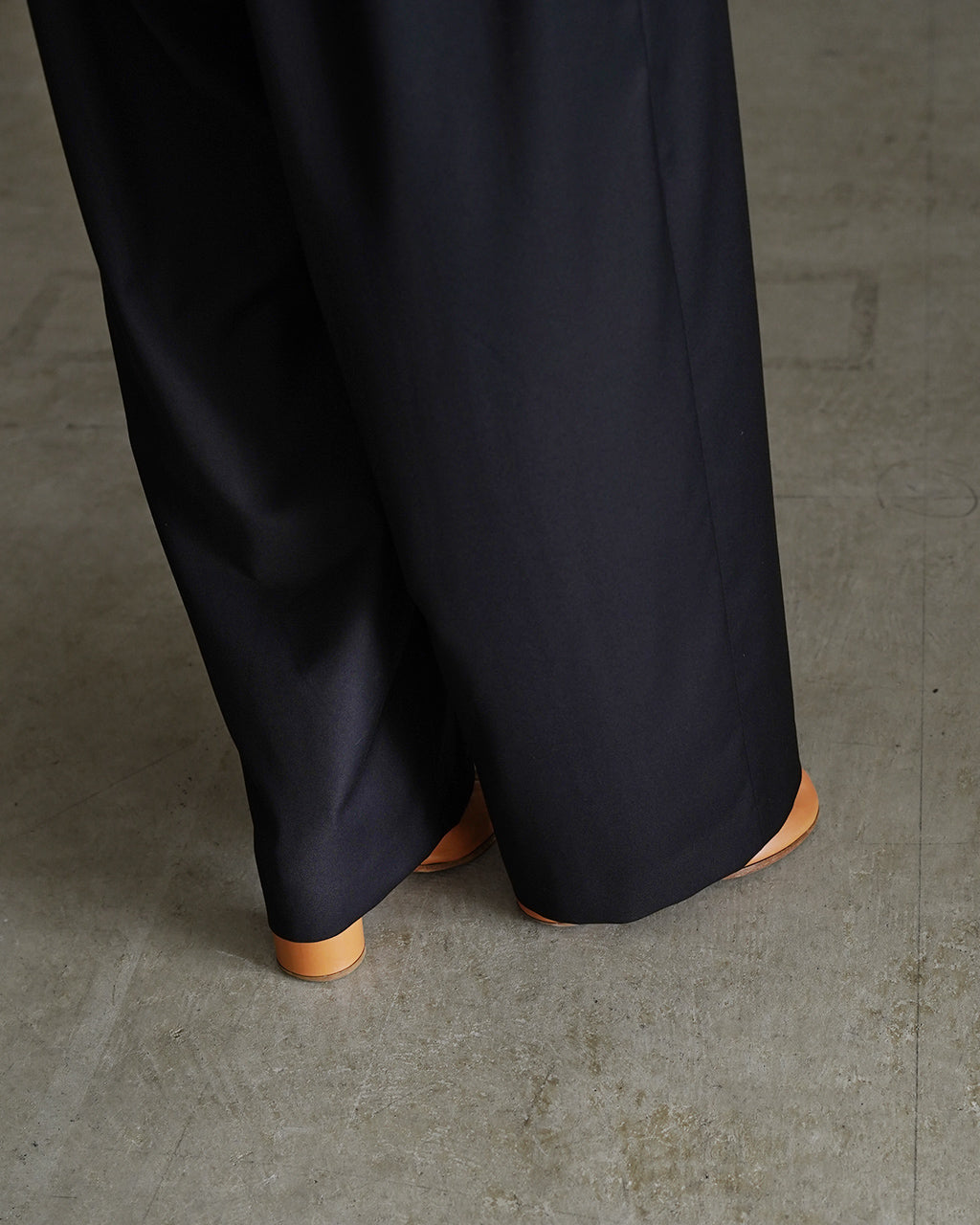 TWO TUCK SLACKS 1-260100