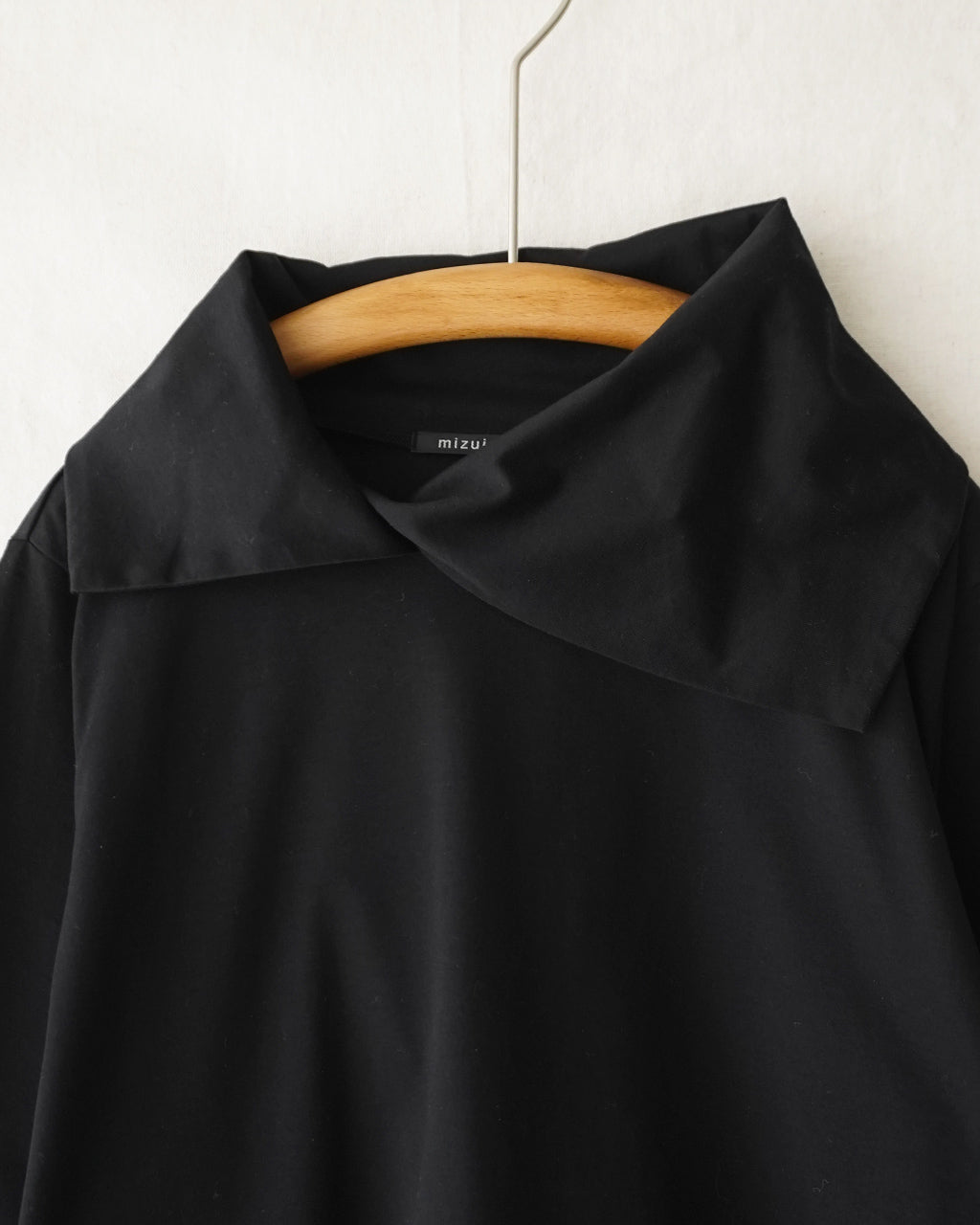 asymmetry collar P/O 1-210071