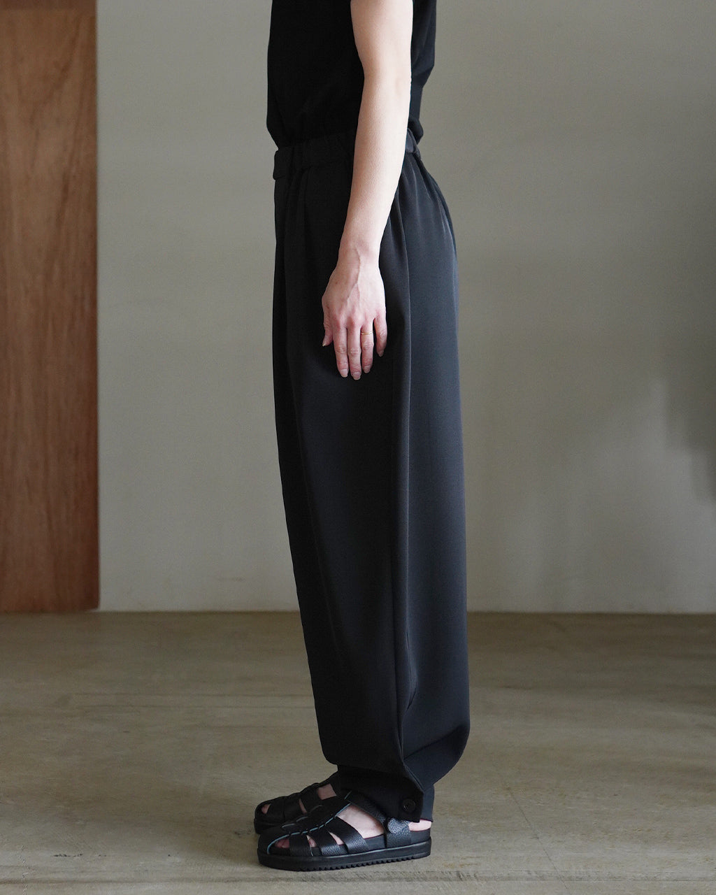 mizuiro ind ミズイロインド tuck hem cocoon PT タックヘムコクーンパンツ | Crouka(クローカ)