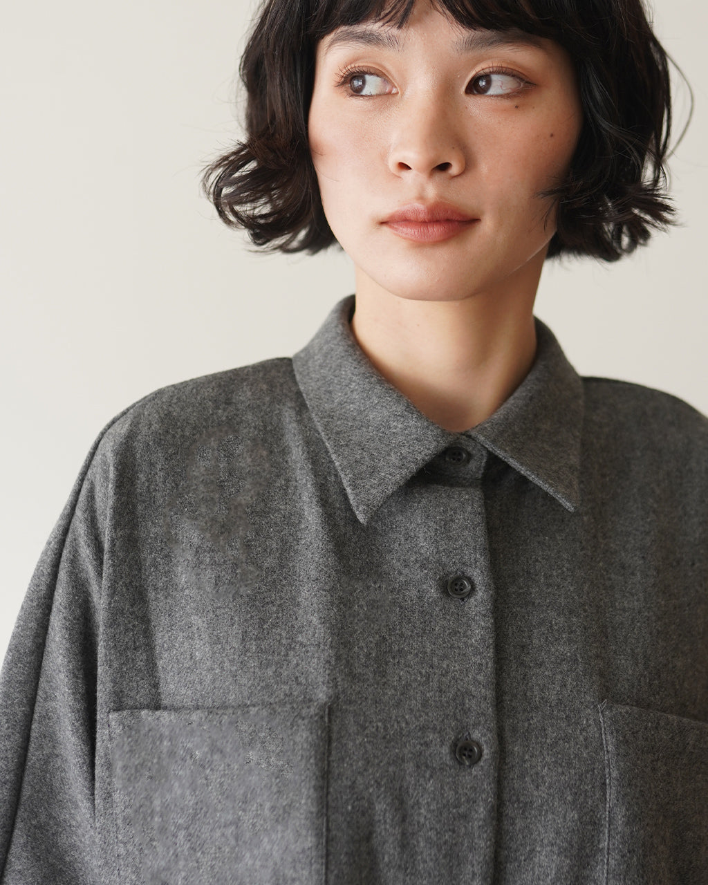 wool wide shirt with pockets 3-230136