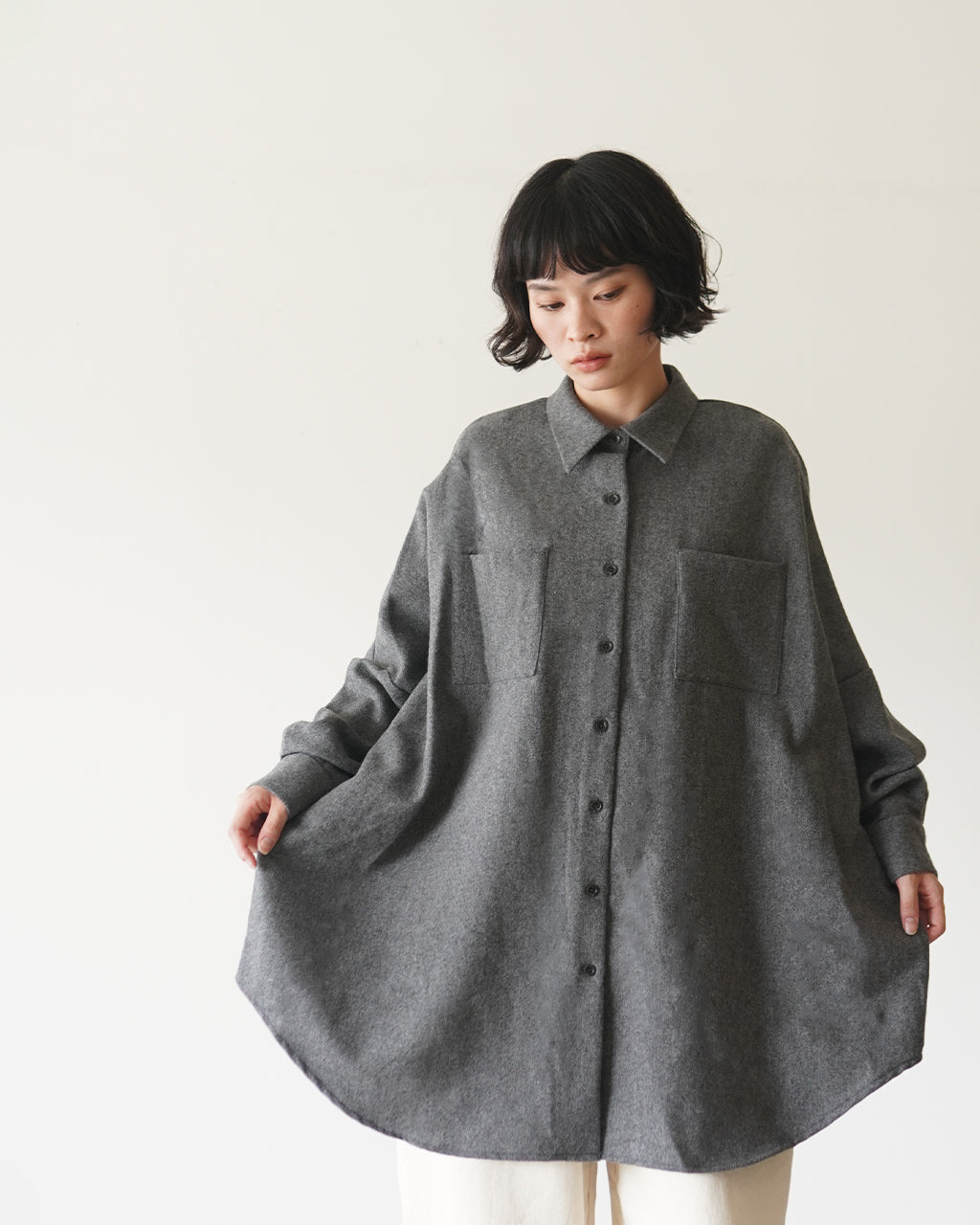 wool wide shirt with pockets 3-230136