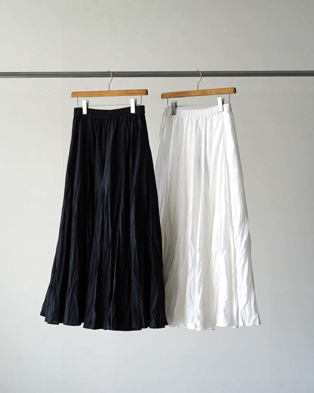 VOLUME FLARE SKIRT 3-260010