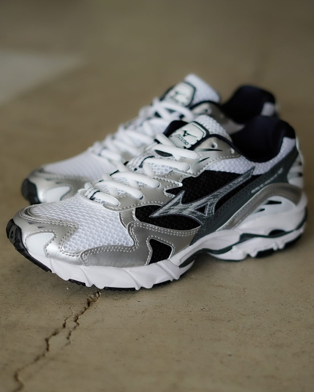 WAVE RIDER 10 D1GA210405 D1GA243104