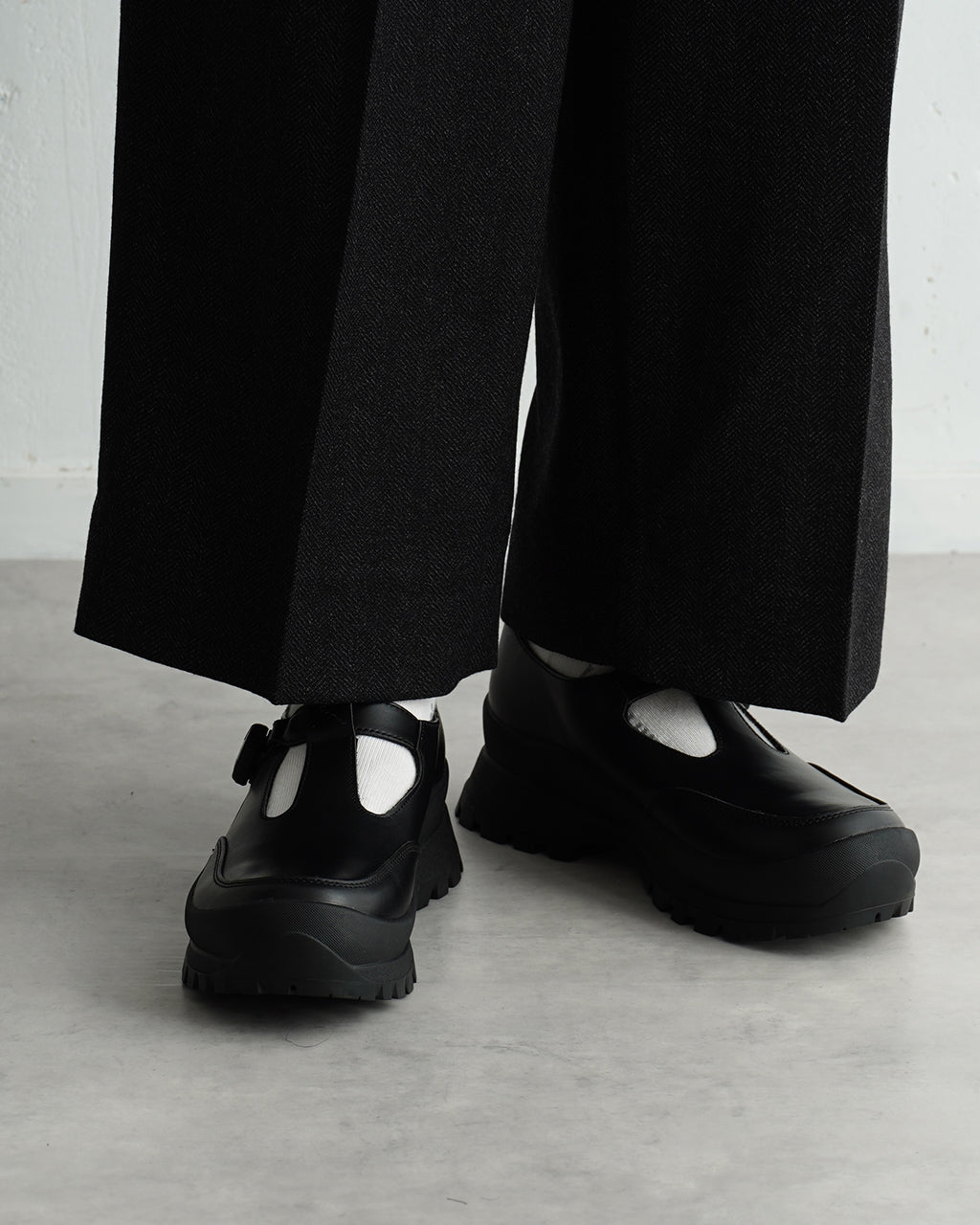 F/L T-STRAP MLS210301-17