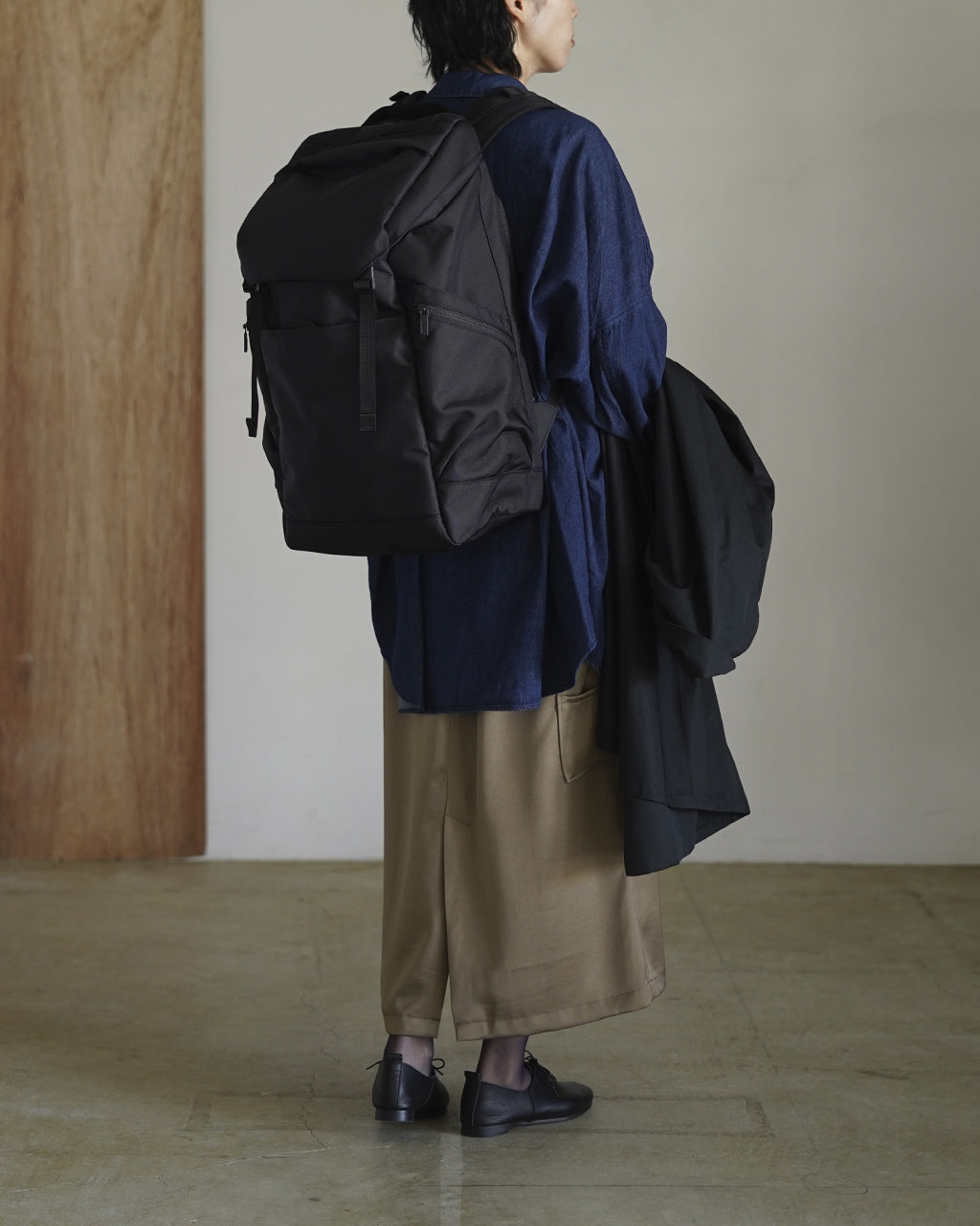 BACKPACK PRO FLAP L BLACK PR-1101