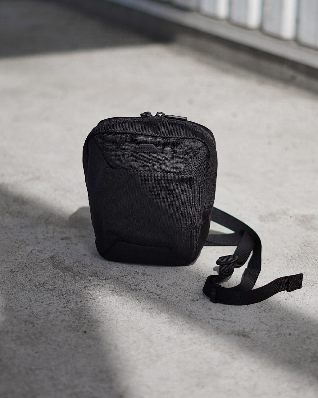 MONOLITH SHOULDER STANDARD SSS SD-4093