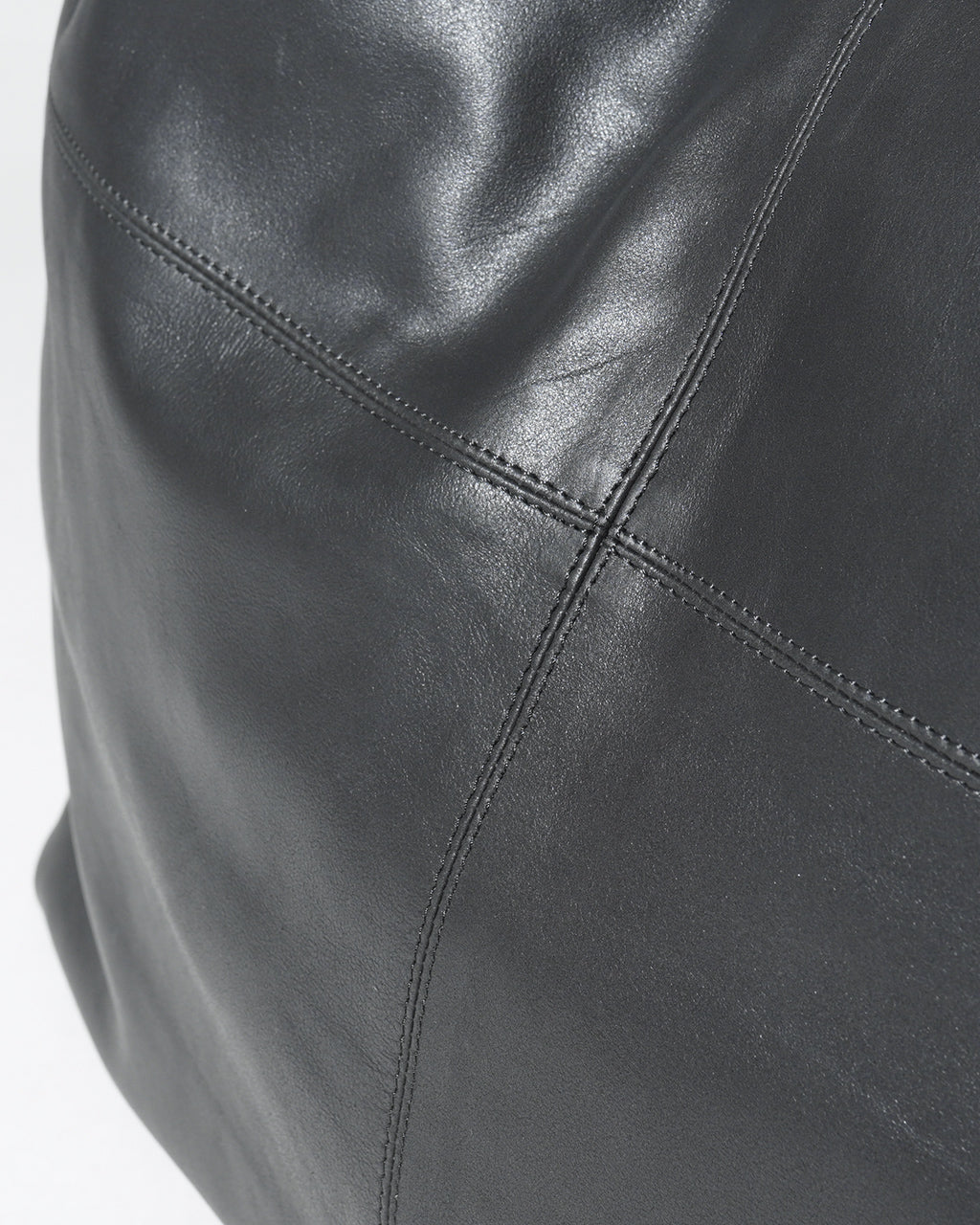 MAGNUM TOTE BLACK MAG-BLK-101