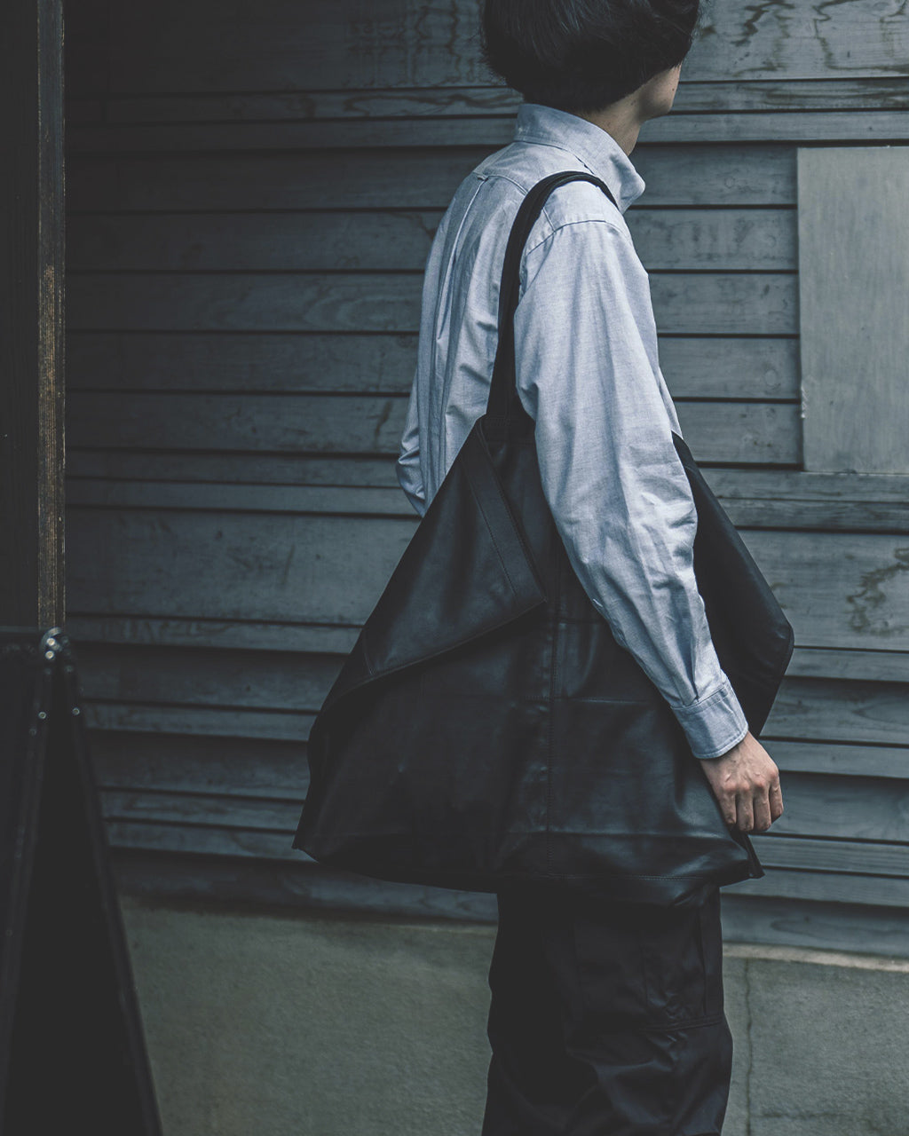 MAGNUM TOTE BLACK MAG-BLK-101
