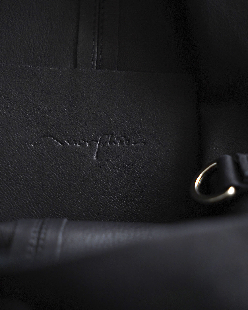 SQUARE SHOULDER SQ-BLK-1