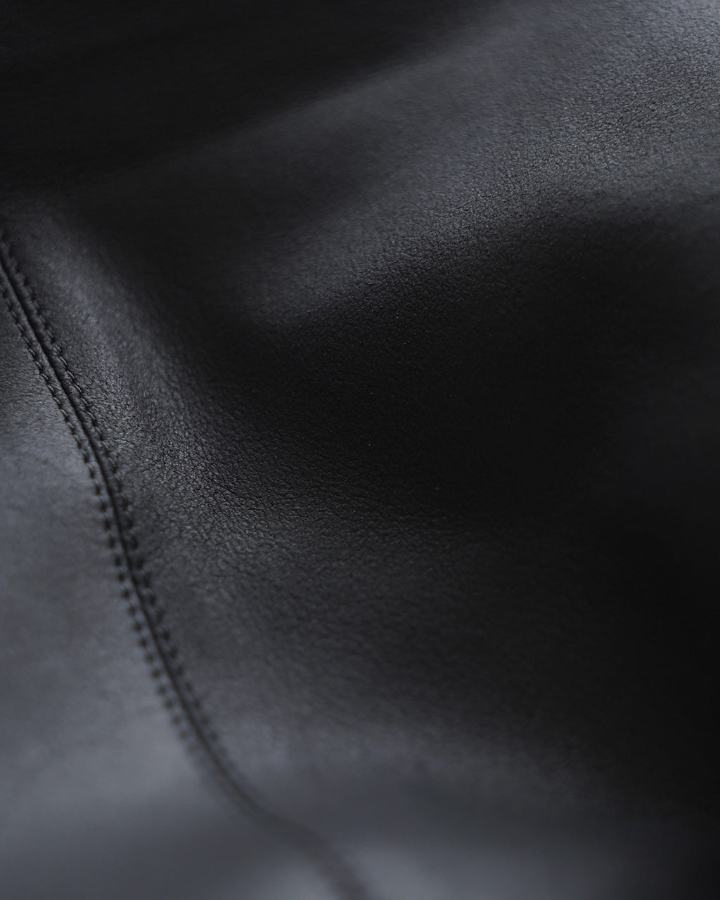 SQUARE SHOULDER SQ-BLK-1