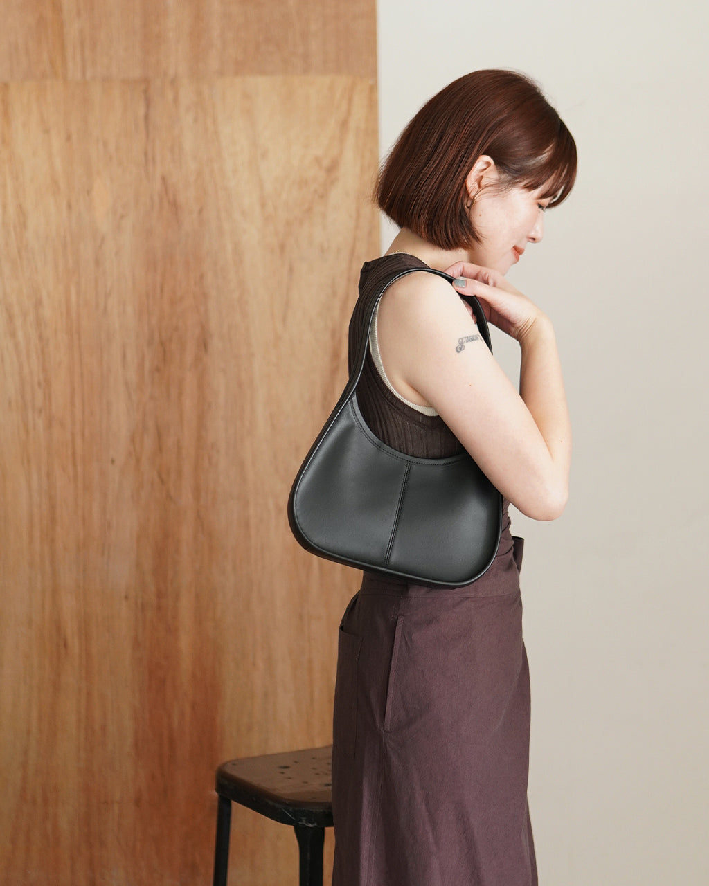 Magnetic Shoulder Bag MSA-OS