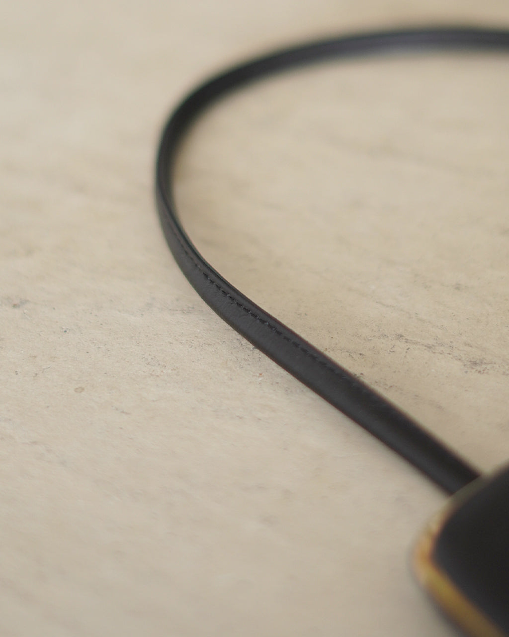 Framed One-Shoulder Bag MSA-OSG-BLK