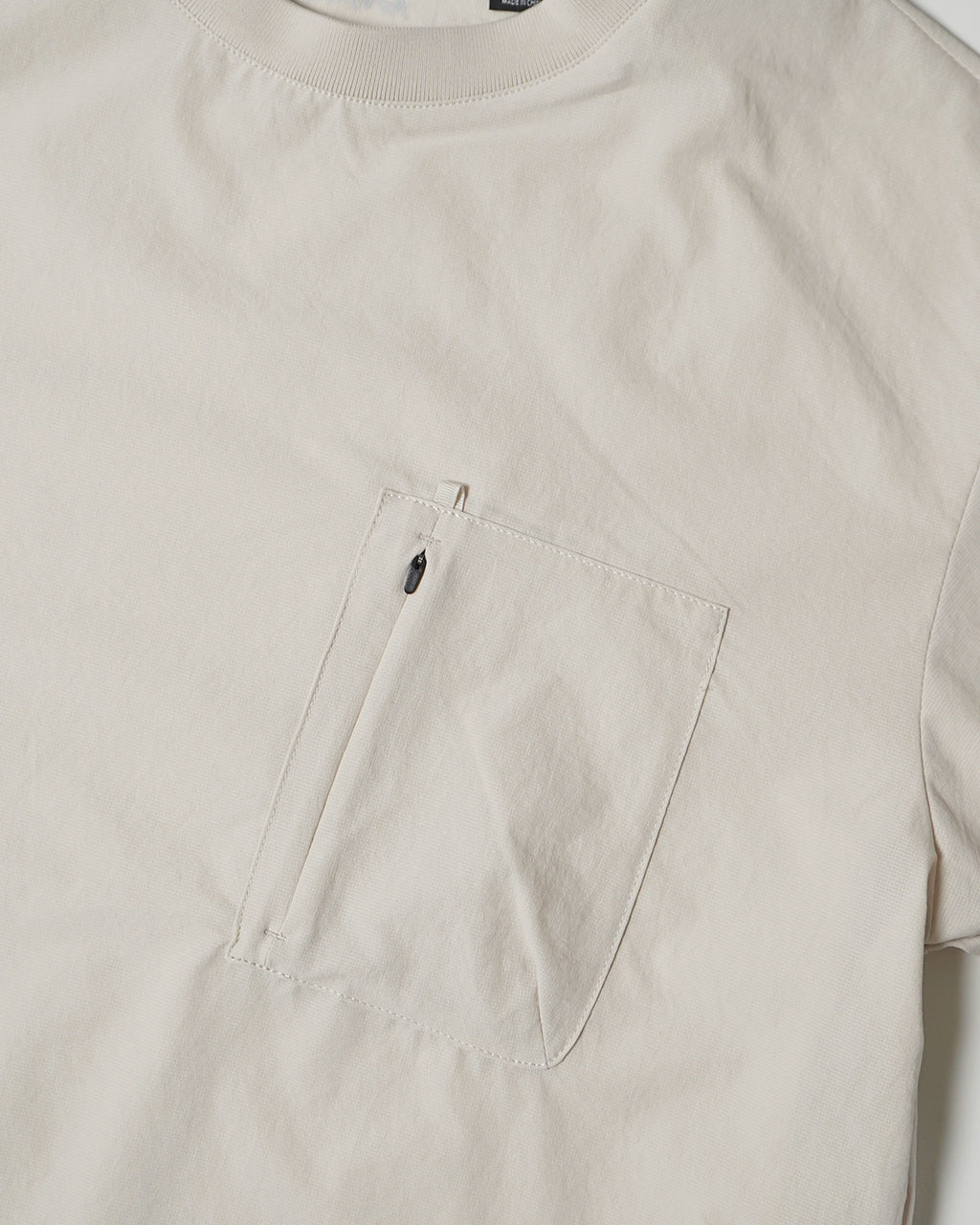 【SALE!20%OFF】NANGA ナンガ 半袖 Tシャツ DotAirR COMFY TEE コンフィーティー カットソー クルーネック 通気性 ストレッチ ファスナーポケット N2500-1J300A