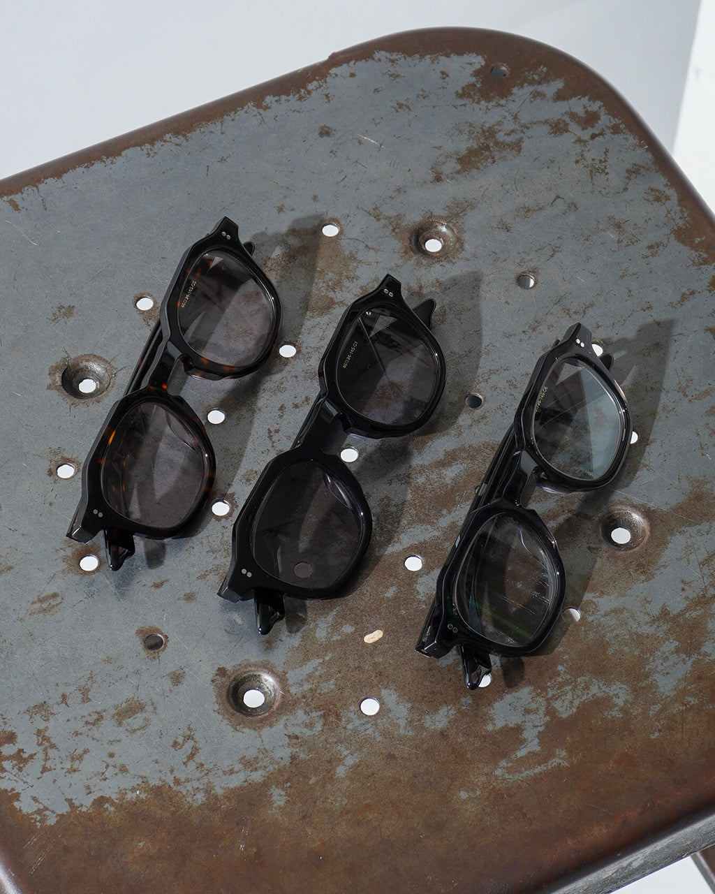 Few by NEW. F16 SUNGLASSES CROWN PANTO
