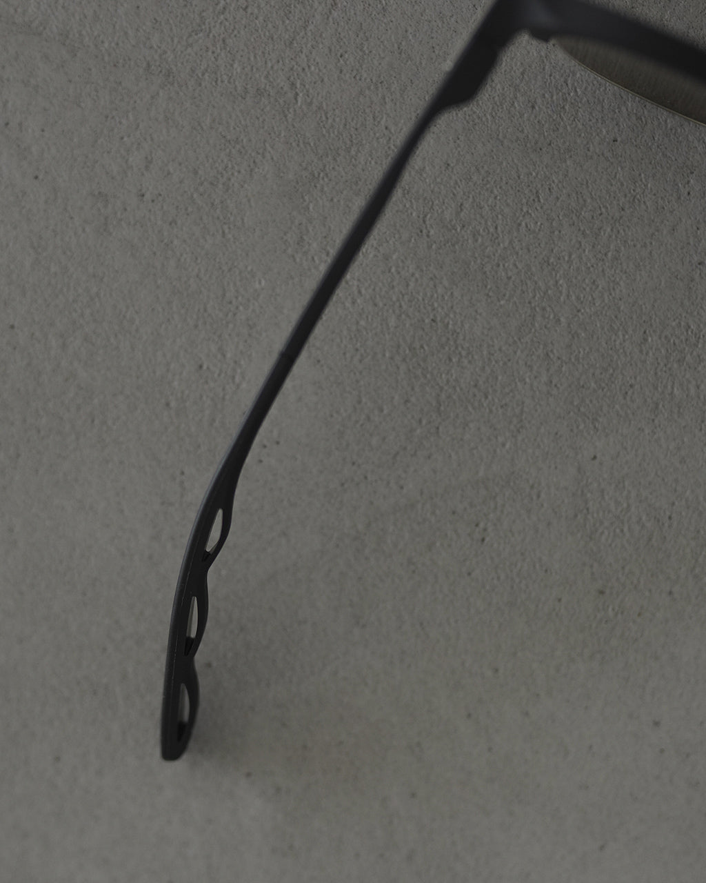 NR-S001