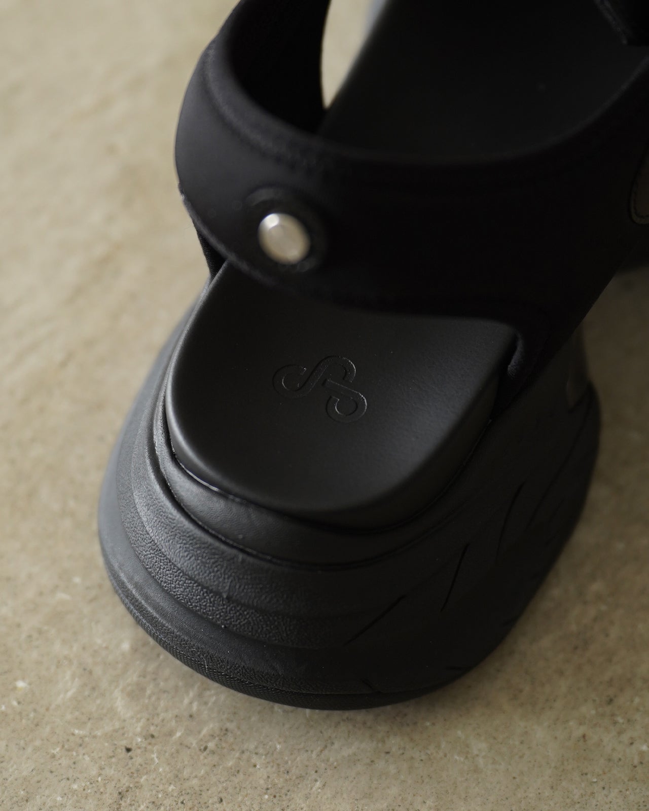 MONOLITH 26B-1A16AR2