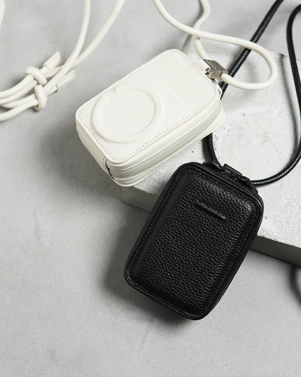 exhange-shoulder-microbag-set / iPhone accessories