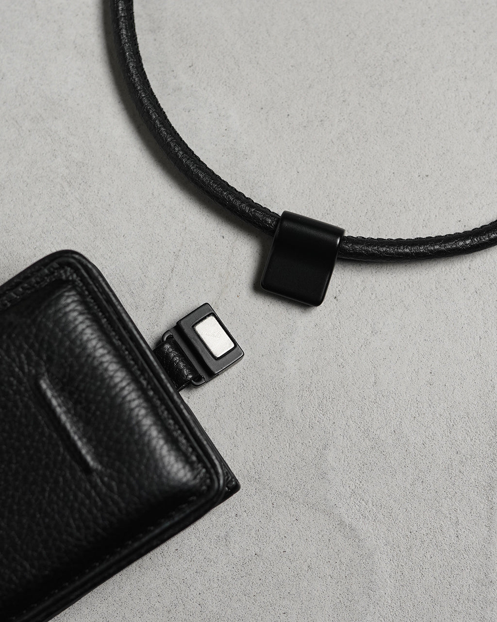 exhange-shoulder-microbag-set / iPhone accessories