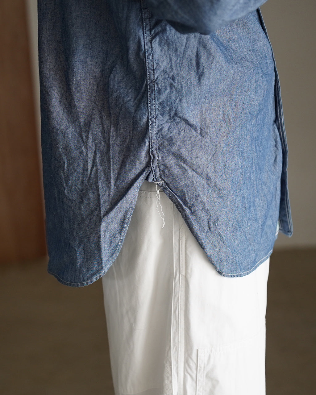 RELAX FIT CHAMBRAY WORK SHIRT 01-8270-84