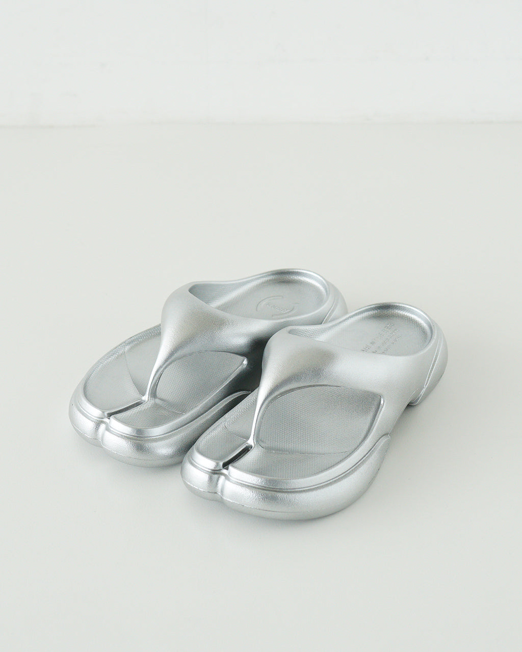 PAES ペイズ メタリック タビサンダル フリップ フロップ NEW FLIPFLOP METAL LINE 厚底 プラットフォーム リカバリーサンダル トングサンダル【送料無料】【クーポン対象外】