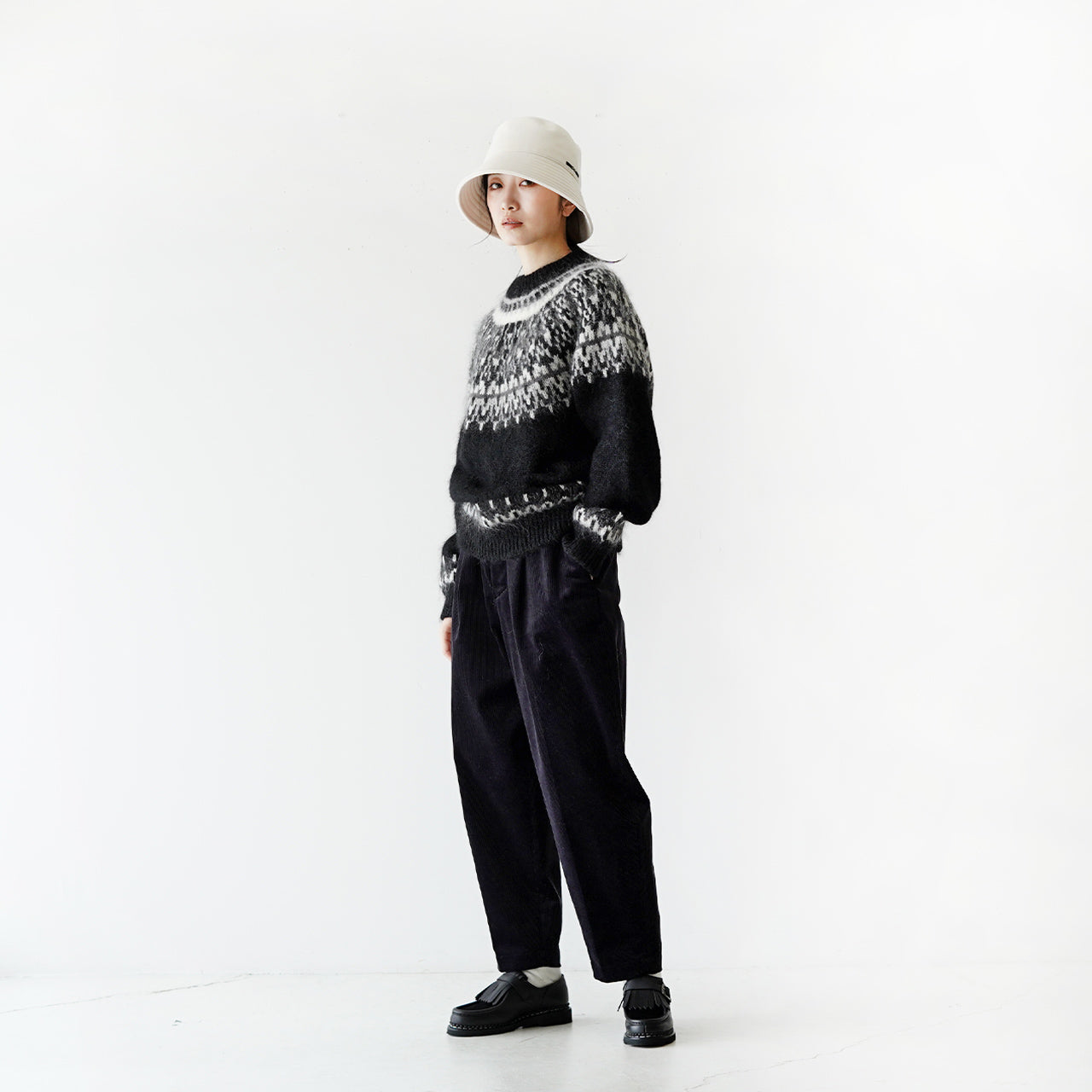 ニヨン NYONS レザーシューズ ローファー スリッポン 2124