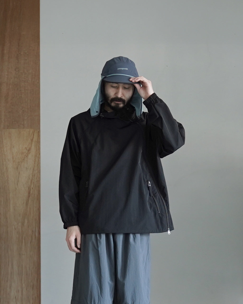 Caped Merganzer Hat 33570