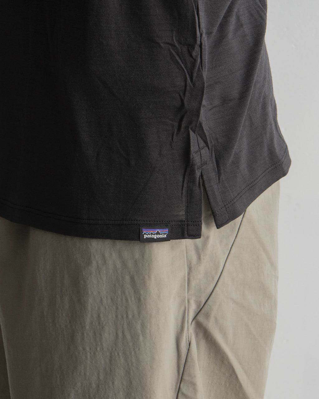 【アウトレット!30%OFF】patagonia パタゴニア メンズ ロングスリーブ キャプリーン クール メリノ ブレンド シャツ M'S L/S CAP COOL MERINO BLEND SHIRT メリノウール Tシャツ カットソー 44550
