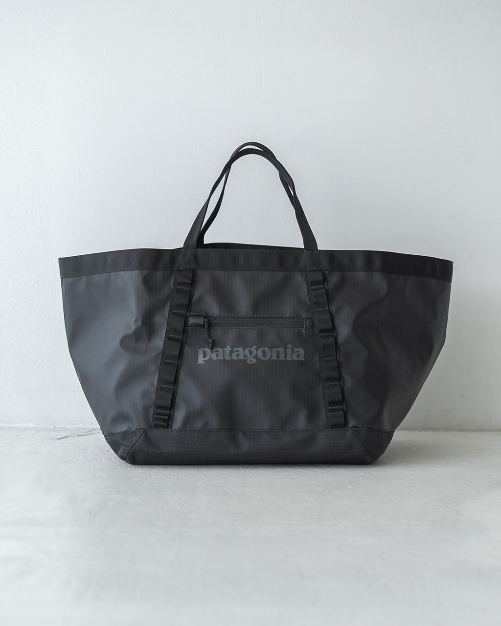 patagonia 61L Black Hole Gear Tote 49276
