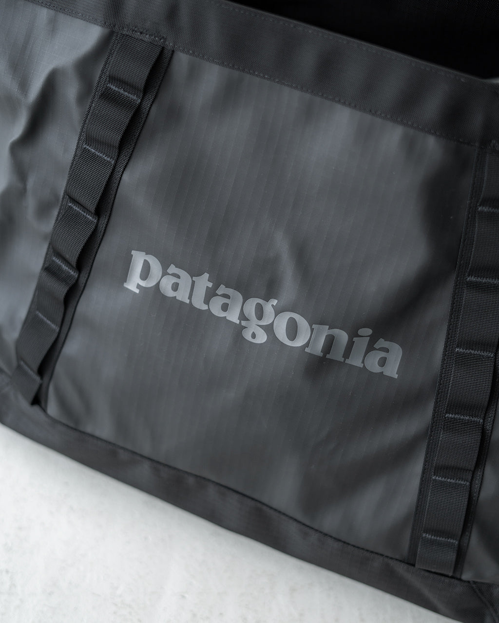 patagonia 61L Black Hole Gear Tote 49276
