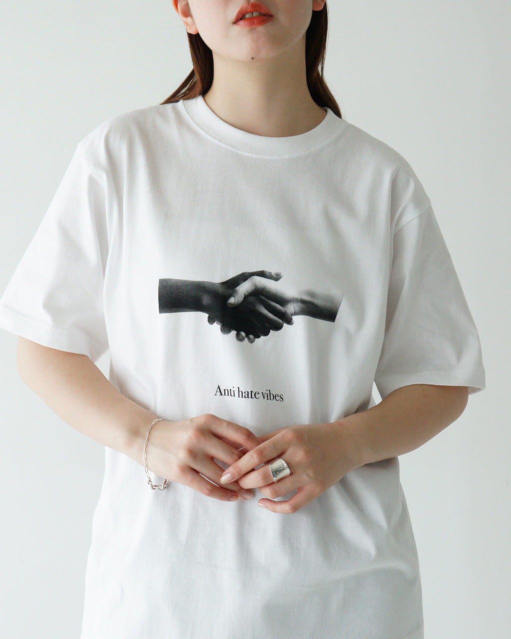 【アウトレット!30%OFF】 グラフィック 半袖 Tシャツ ANTI HATE VIBES T-Shirt プレミアムコットン AHVTS-0577