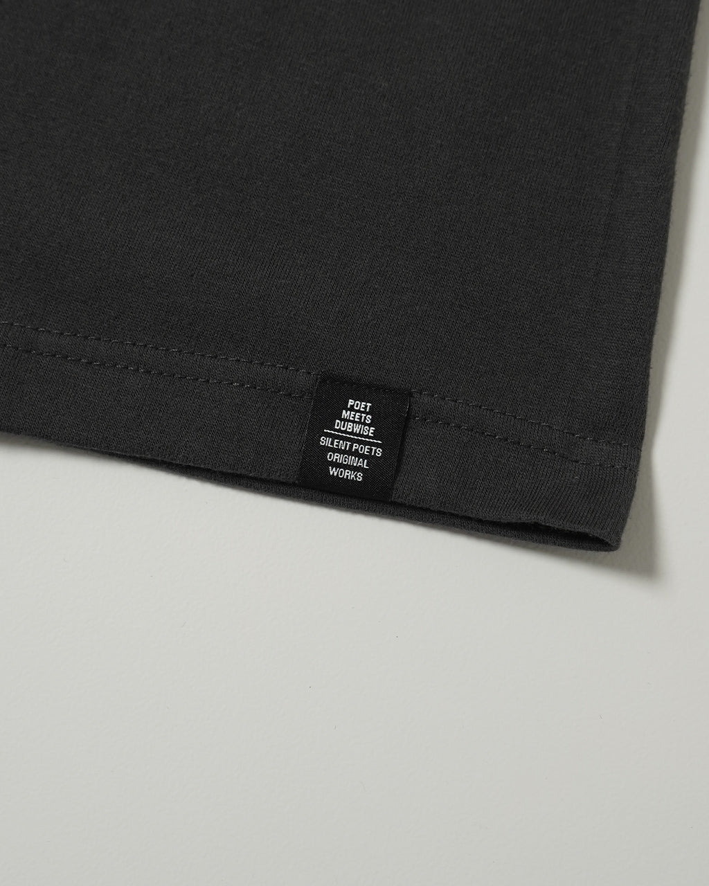 【アウトレット!30%OFF】 グラフィック 半袖 Tシャツ ANTI HATE VIBES T-Shirt プレミアムコットン AHVTS-0577