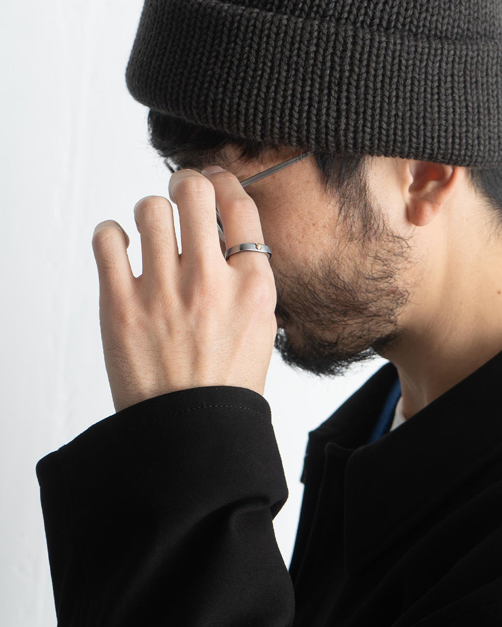 ブラック シルバー リング W/BLACK SILVER RING W/GOLD MIDDLE FINGER 18K ゴールド シルバー925 指輪 PC-011-3084
