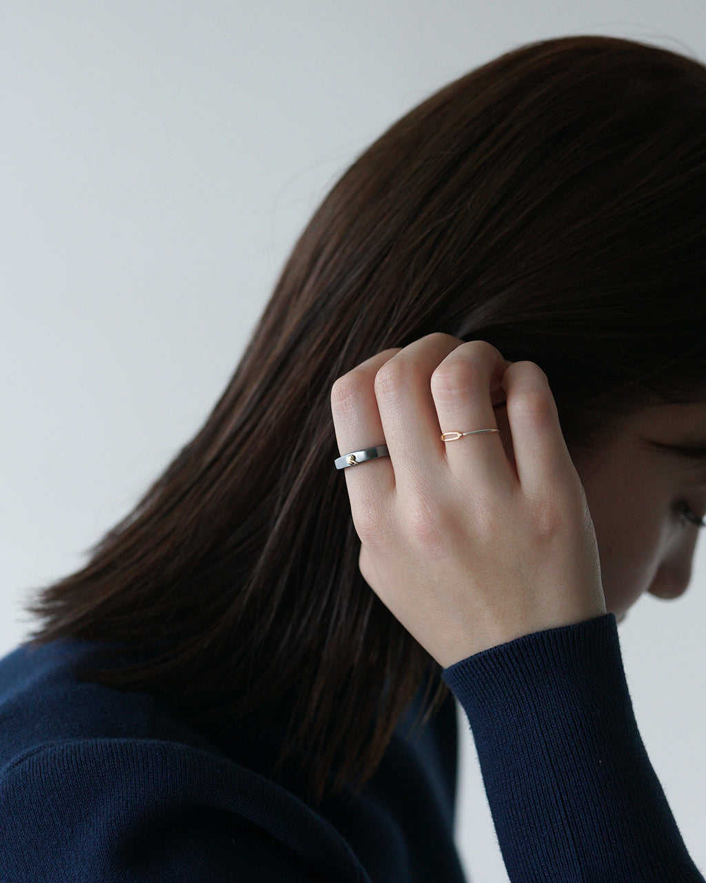 ブラック シルバー リング W/BLACK SILVER RING W/GOLD MIDDLE FINGER 18K ゴールド シルバー925 指輪 PC-011-3084