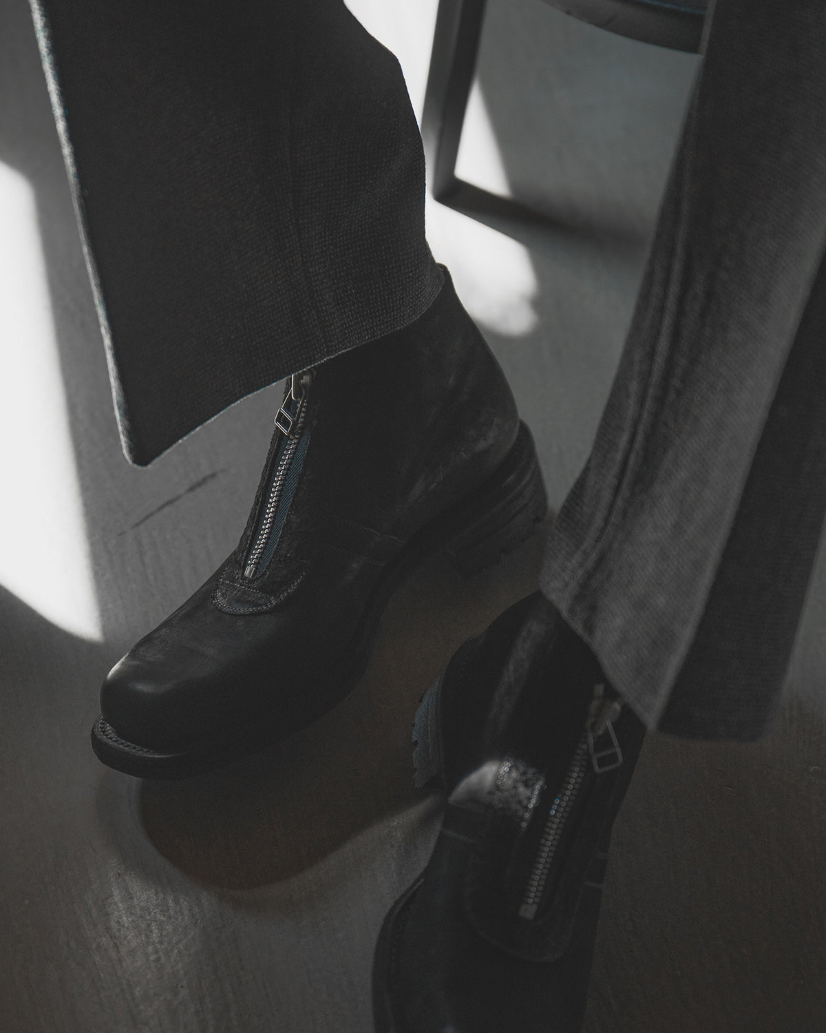 Box Toe Center Zip - Horse Nuback