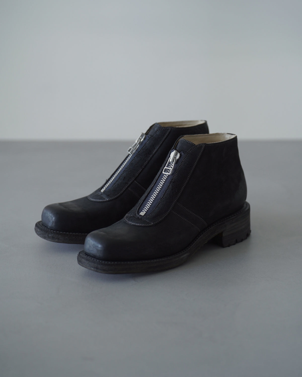 Box Toe Center Zip - Horse Nuback