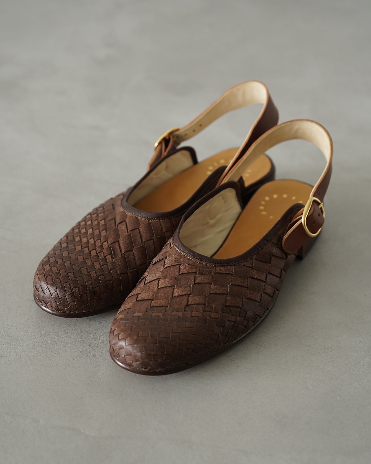 Post Production FACE Sandals レザーサンダル 鹿革|Crouka(クローカ)