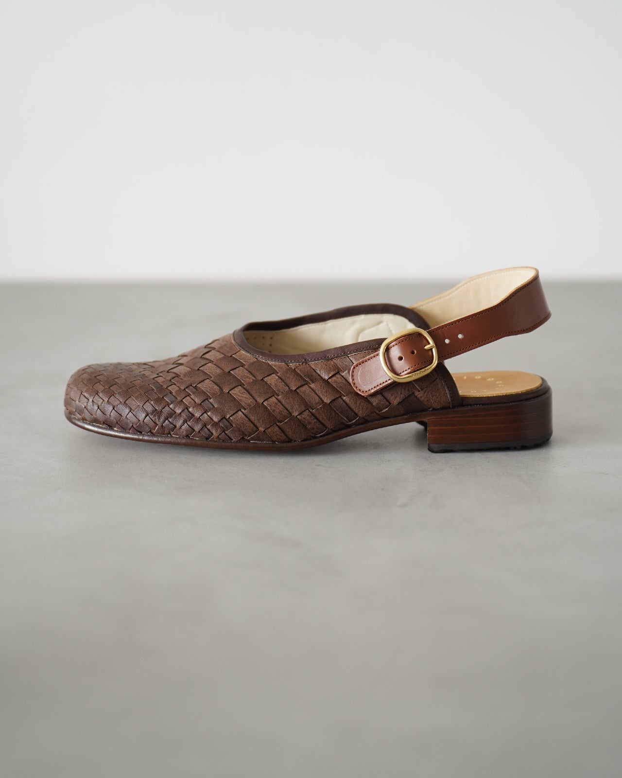Post Production FACE Sandals レザーサンダル 鹿革|Crouka(クローカ)