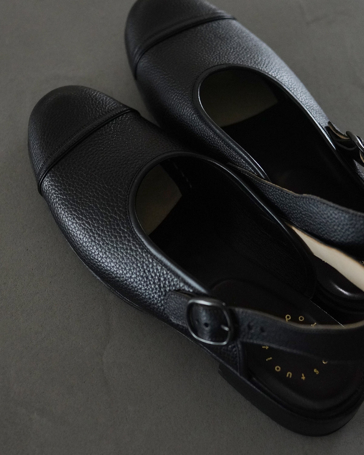 Post Production FACE Sandals Shrunk Cow ポストプロダクション 