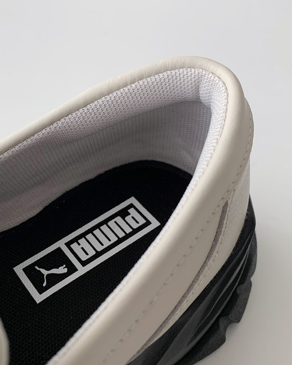 プーマ ローファー レディース LOAFYR WOMENS シューズ スニーカー 厚底 プラットフォーム フラット 軽量 クッション性 EVAソール 397730