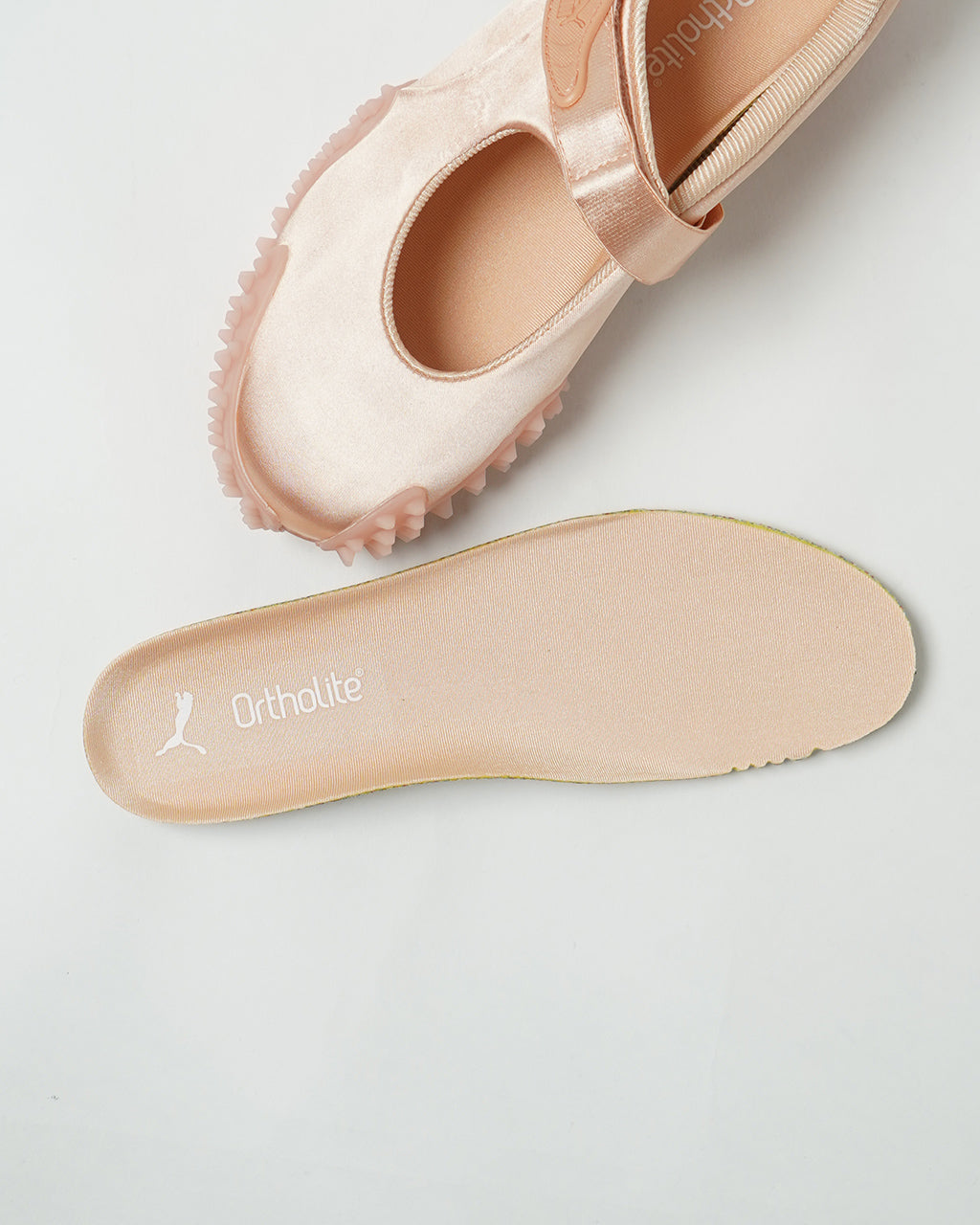 \早得24時間限定ポイント10倍/PUMA プーマ MOSTRO FEY SATIN スニーカー モストロ フェイ サテン 1999年代 ロゴ 軽量 シューズ 靴 401063 【送料無料】