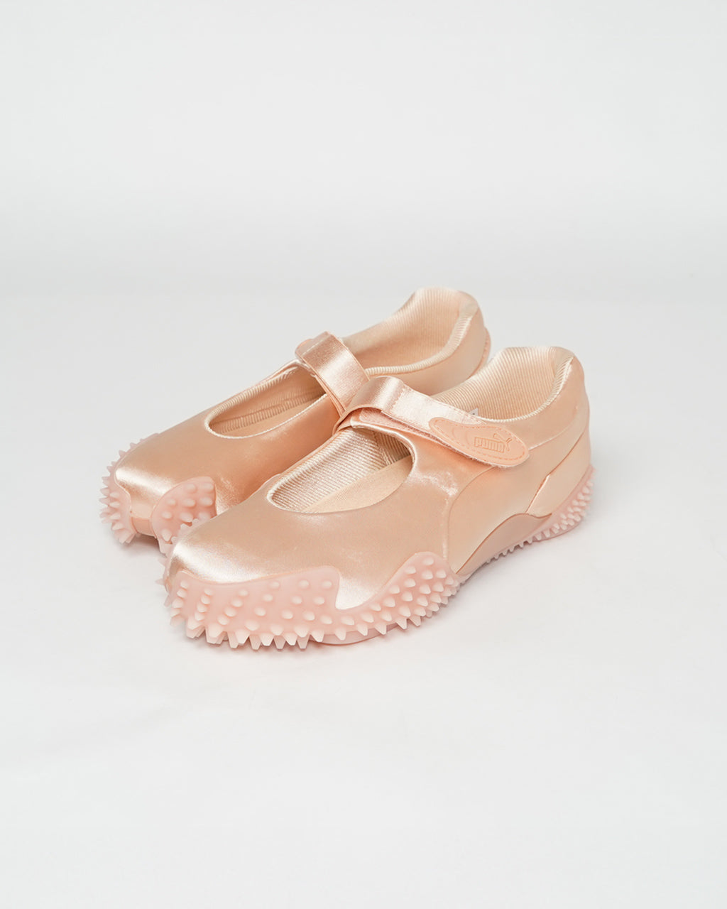 \早得24時間限定ポイント10倍/PUMA プーマ MOSTRO FEY SATIN スニーカー モストロ フェイ サテン 1999年代 ロゴ 軽量 シューズ 靴 401063 【送料無料】
