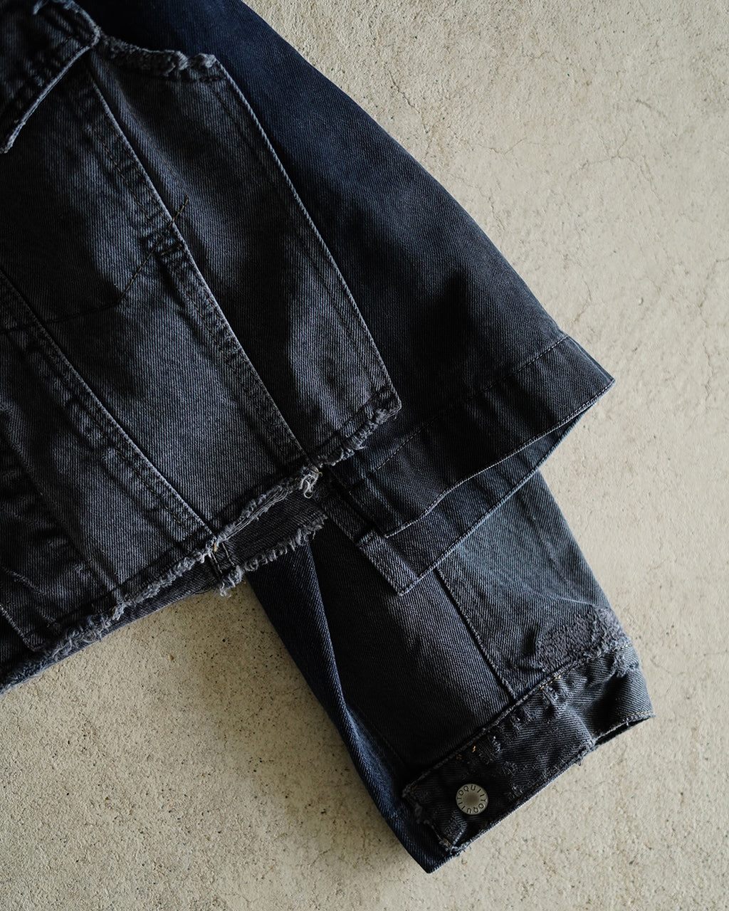 PT DENIM JACKET GRAY Q26S-J001GR