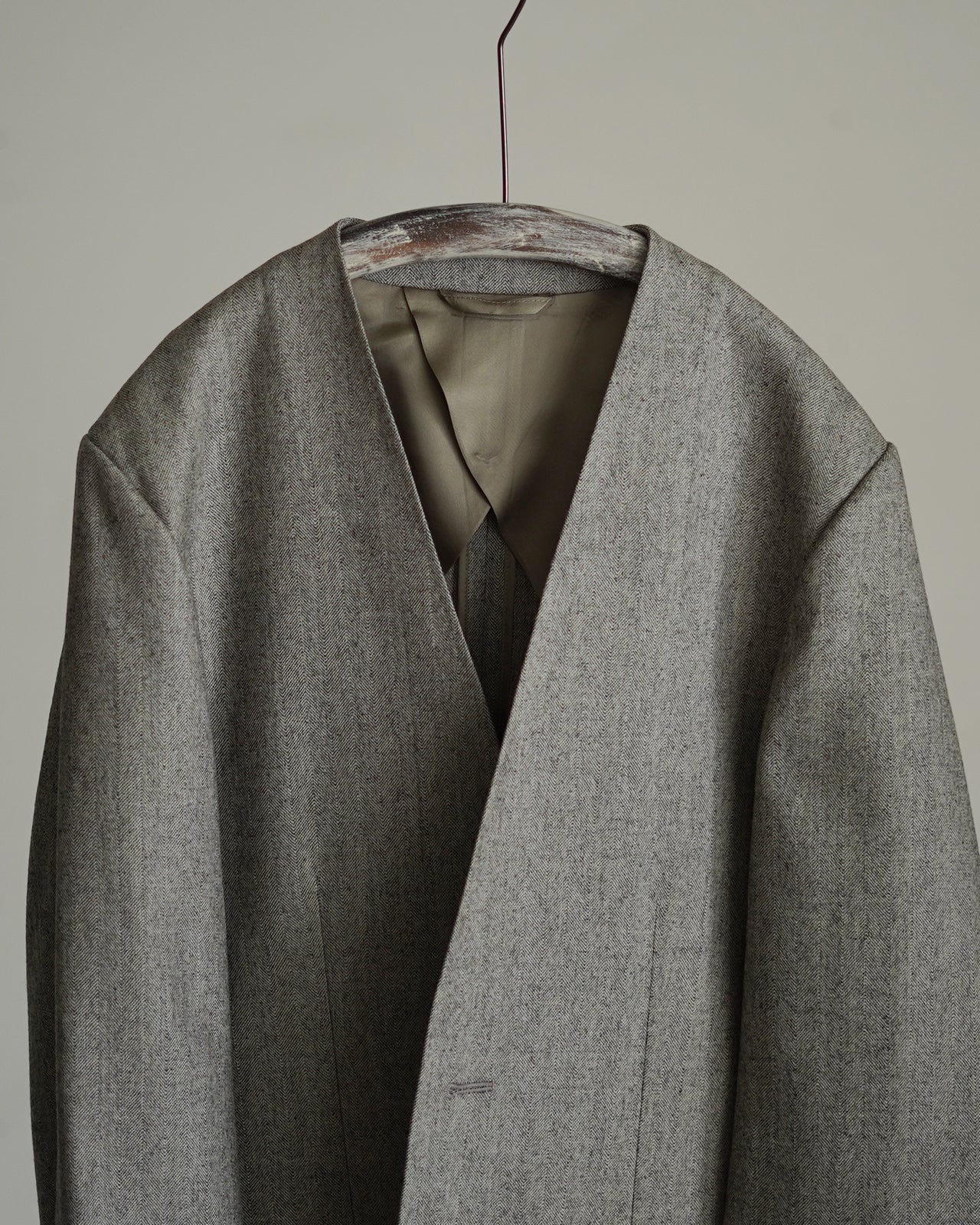 NO COLLAR LONG JACKET RM252-035