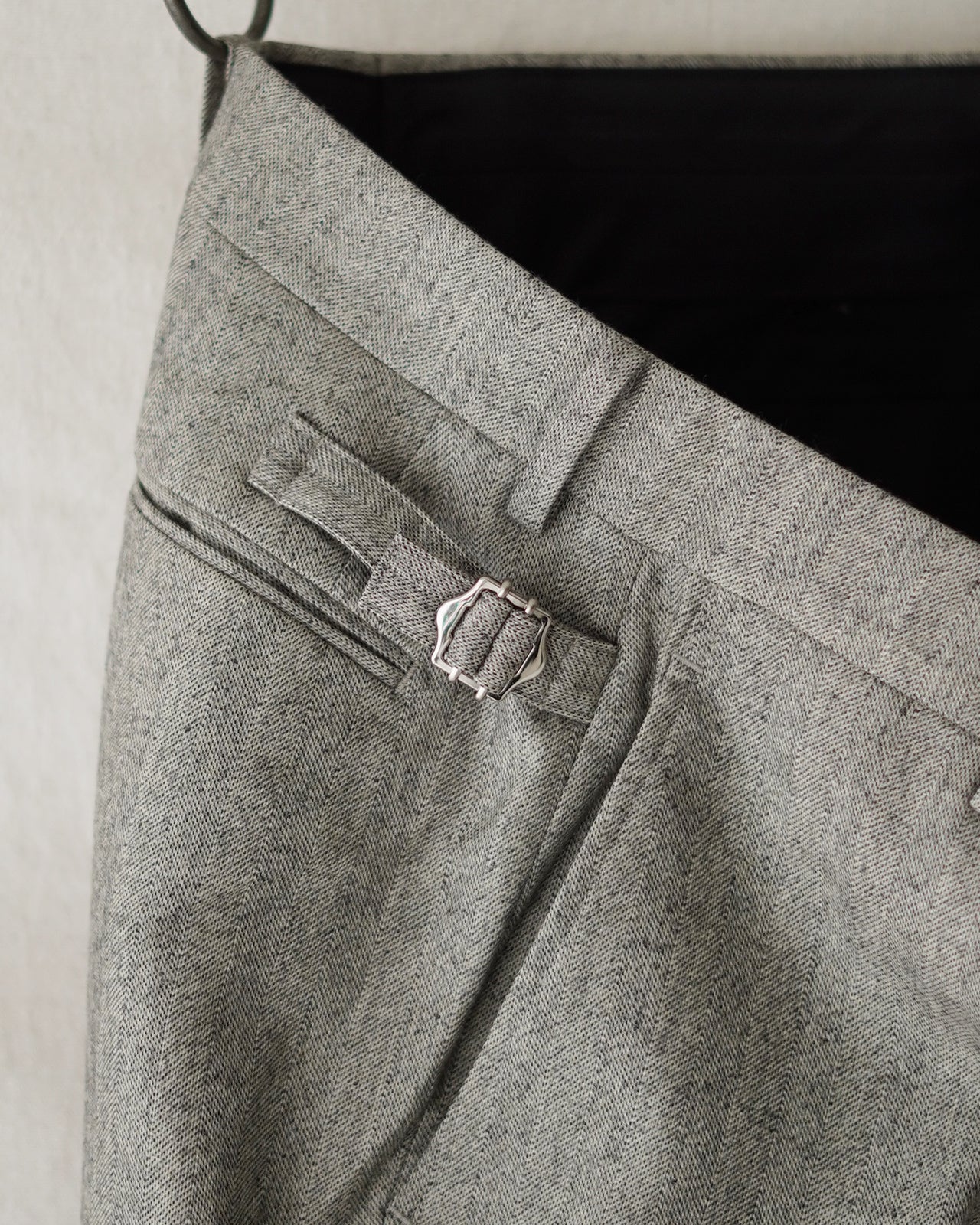 SEMI FLARED TROUSERS RM252-039