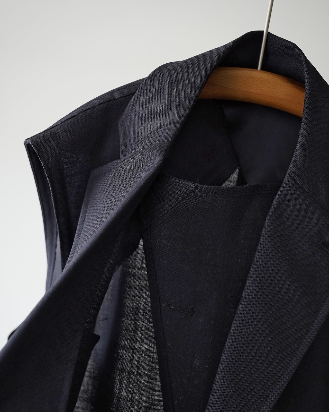 TRAVERSE VEST RM261-009