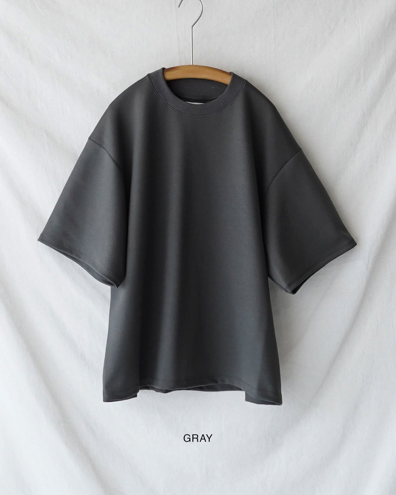 HIGH BACK COLLAR TEE RM261-044