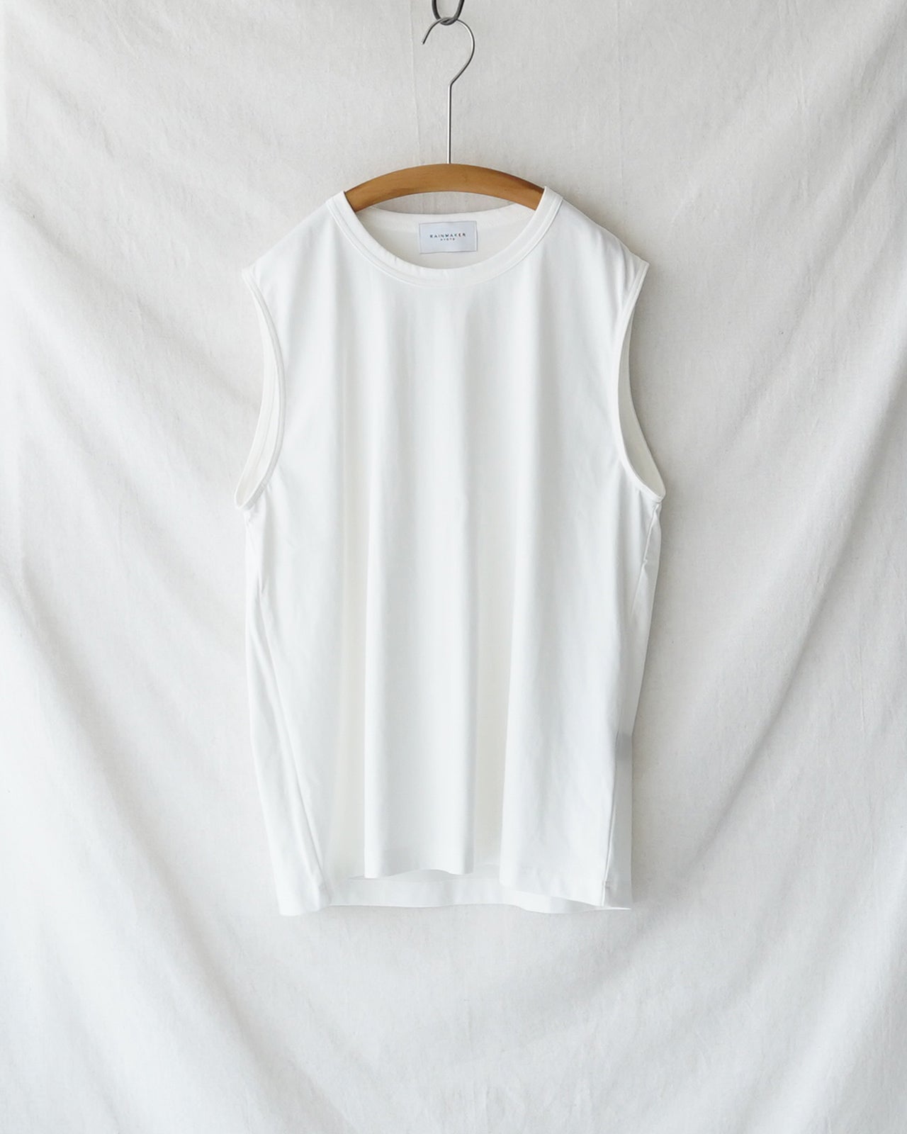 NO SLEEVE TEE RM261-047