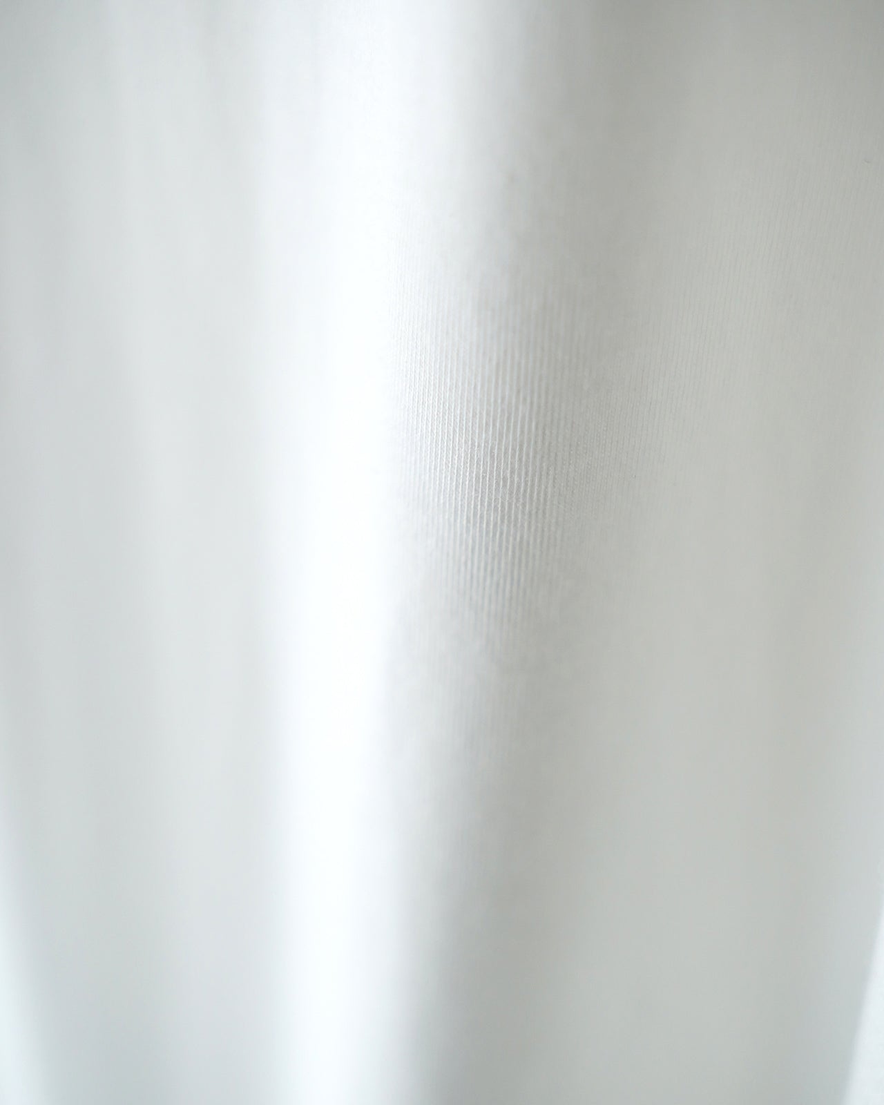 NO SLEEVE TEE RM261-047