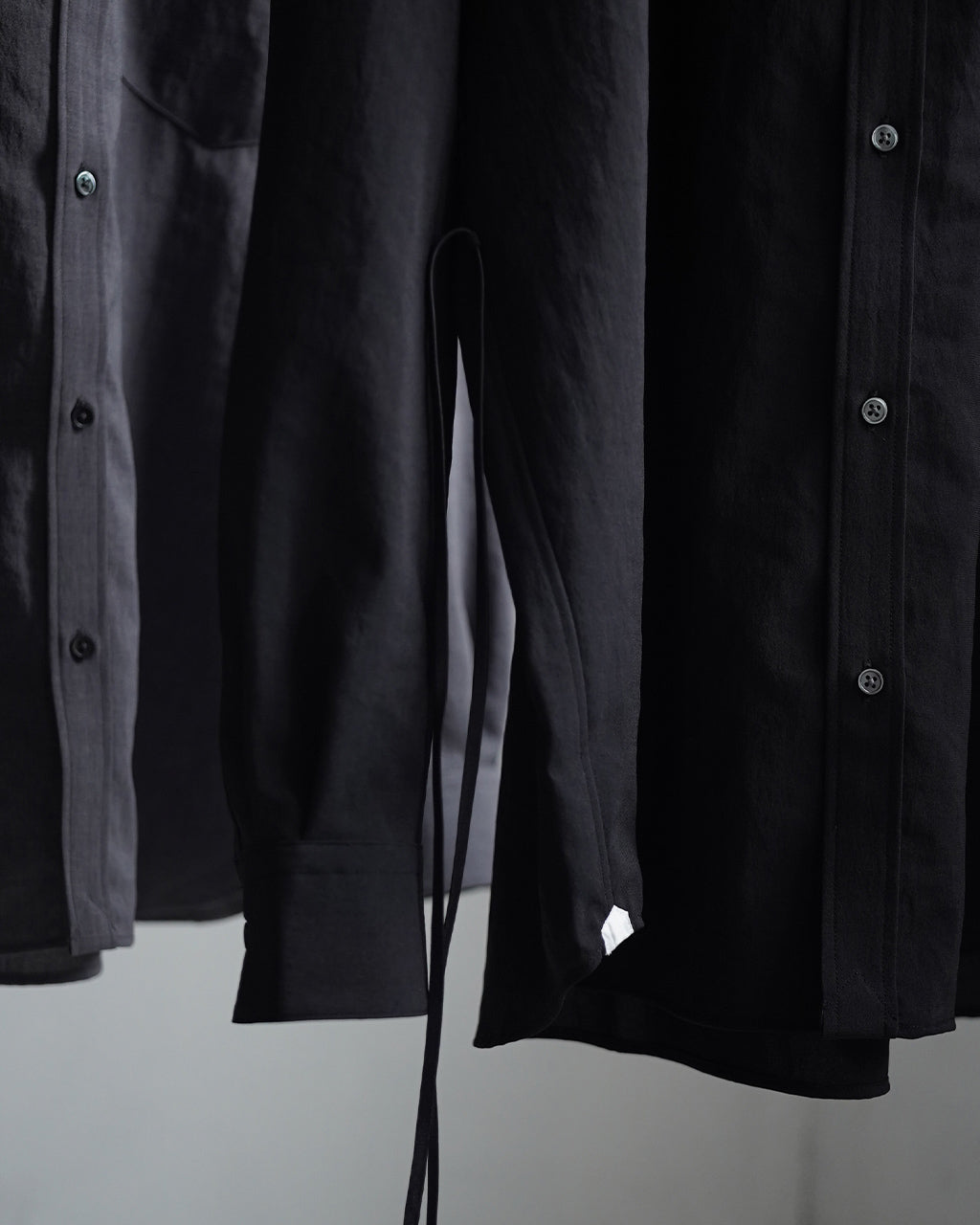 KNOTBAND SHIRT RM261-037